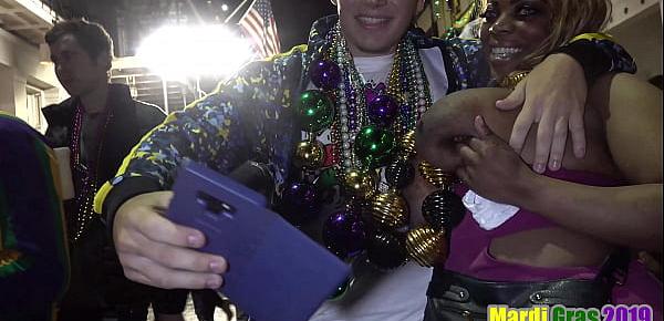  Women showing Ass, Tits and Pussy in Public during Mardi Gras 2019